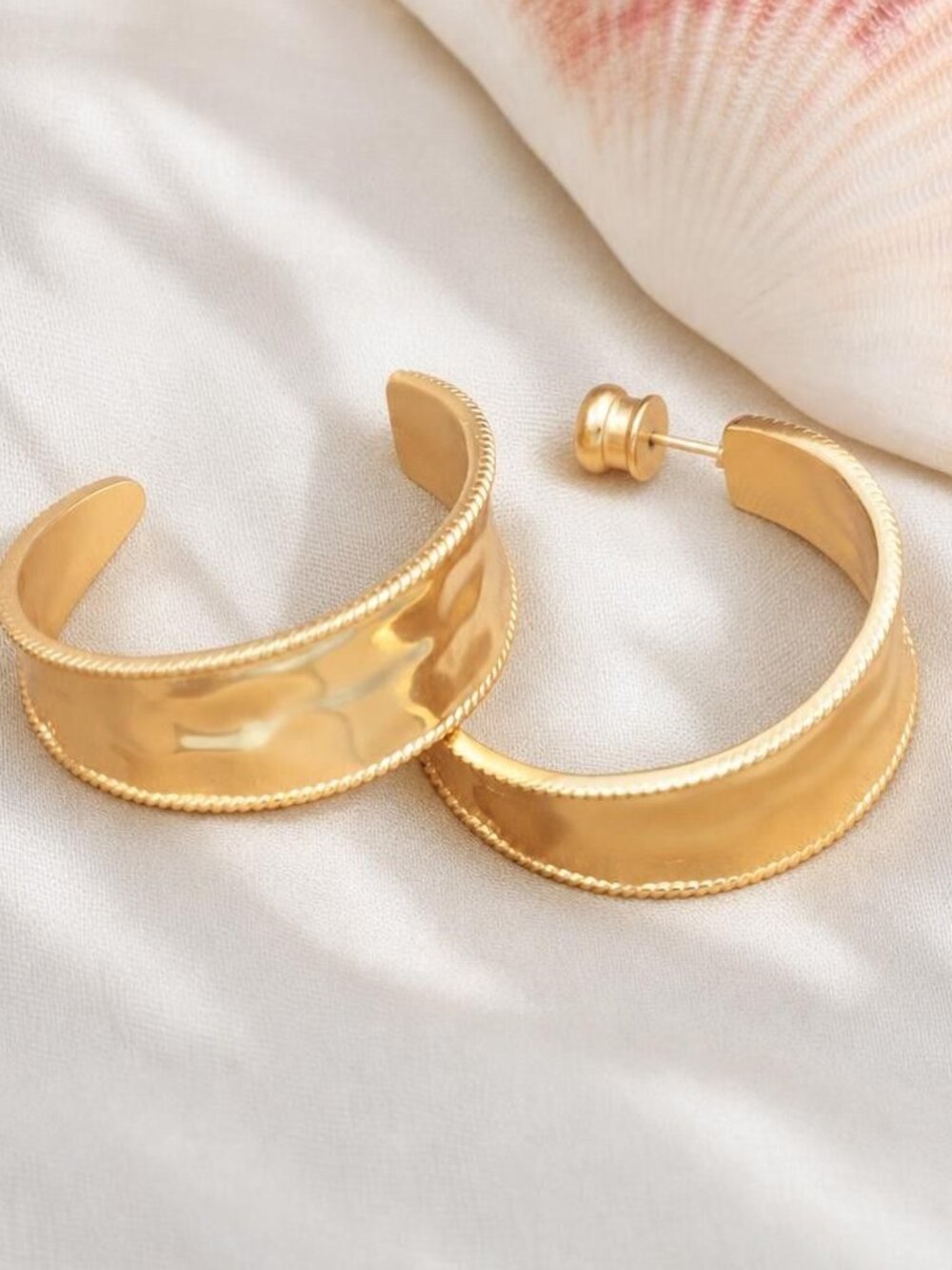 Julie Vos Savoy Medium Hoop Earrings, Gold, 1.25 in